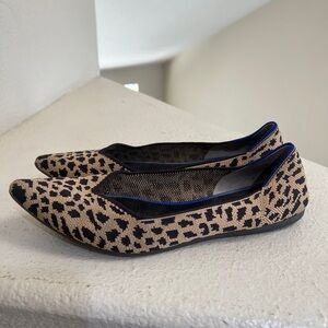 RARE RETIRED Rothys The Point Leopard Print Tan Women US 10‎ Luxury Flats
